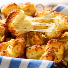 CHEESE AND GARLIC BISCUITS recipe