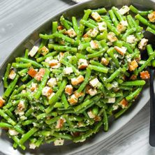 GREEN BEAN SALAD WITH COTIJA recipe