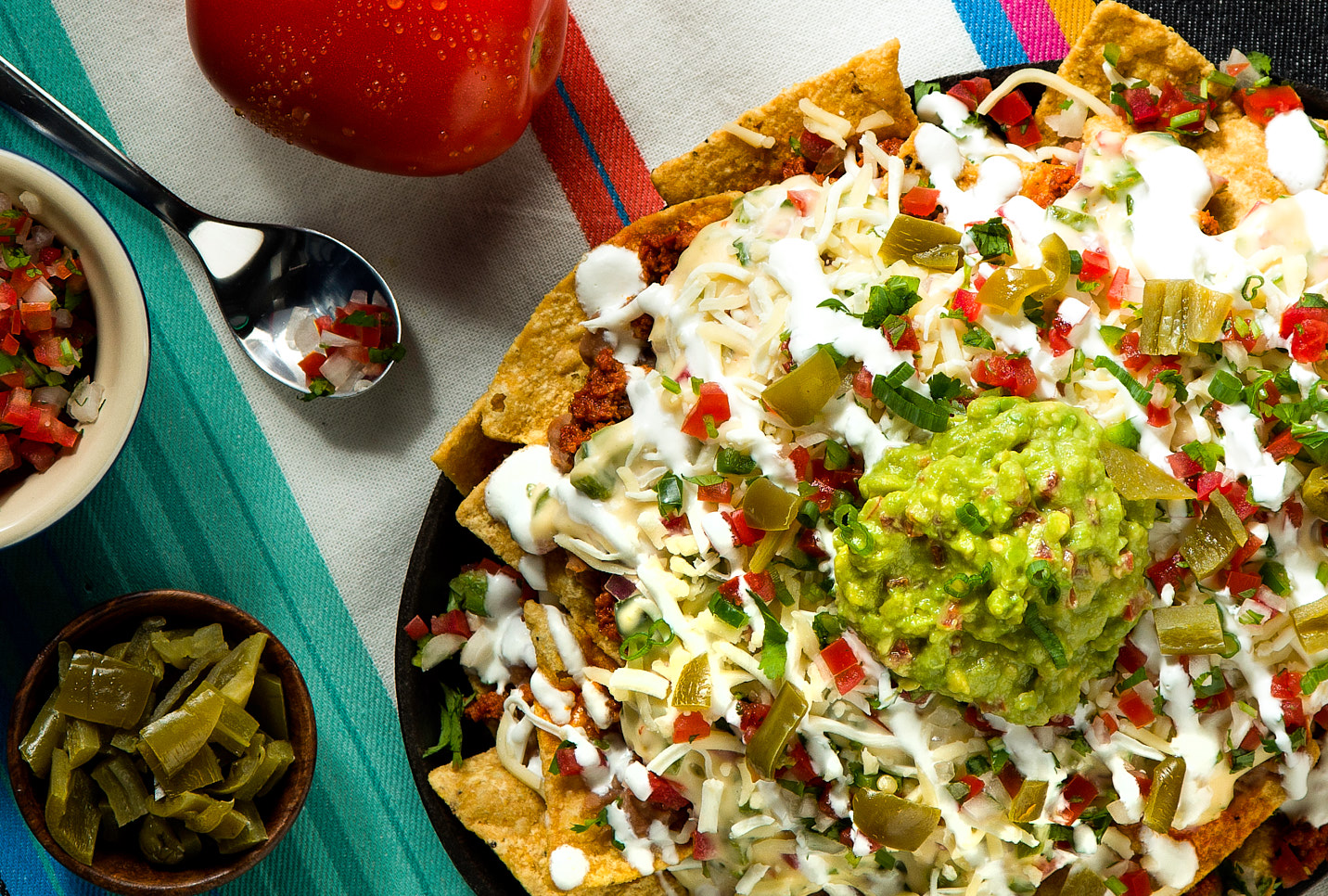 NACHOS WITH CHORIZO AND JALAPEÑO CHIHUAHUA® CHEESE DIP V&V Supremo