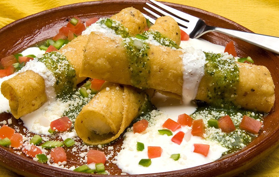 900X570 Flautas With Three Cheese Filling