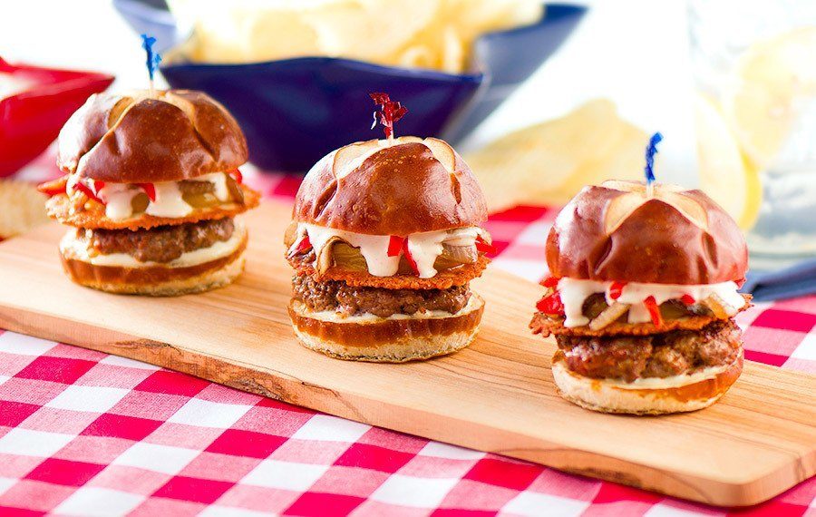 Mini-Burgers with Chorizo