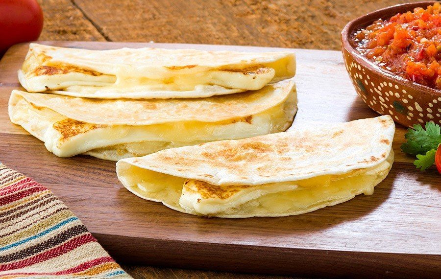 Quesadillas con Dos Quesos