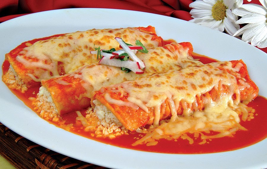 900X570 Red Enchiladas Suizas