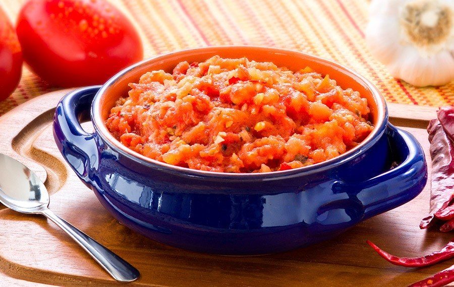 Salsa de Jitomates Rostizados con Chile de Árbol