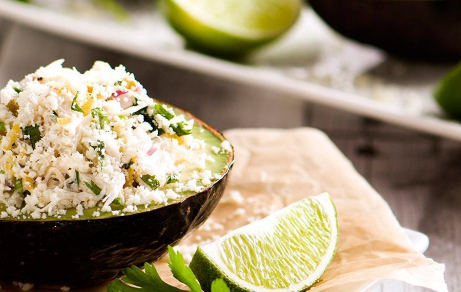 Aguacates Rellenos de Ceviche de Jaiba