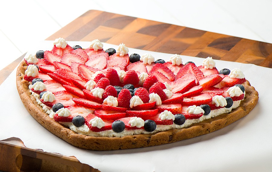 Chocolate Chip Cookie & Fresh Berries