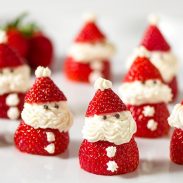 Christmas Strawberry Santas 900X570