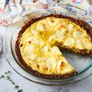 Cheesy Quinoa Crust Quiche 900x570 sRGB