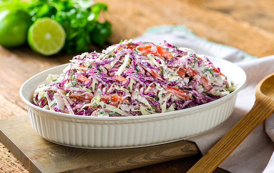 Ensalada de Repollo con Crema y Limón