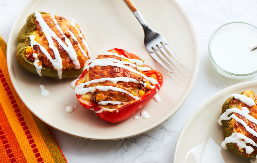 Chiles Morrones Rellenos de Chorizo & Quínoa