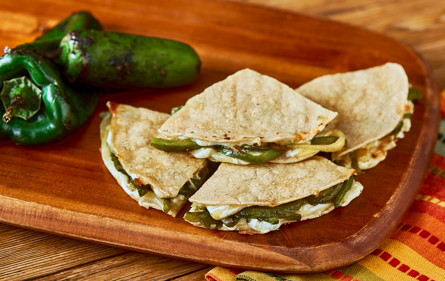 Autenticas Y Deliciosas Quesadillas De Chile Poblano Asado.