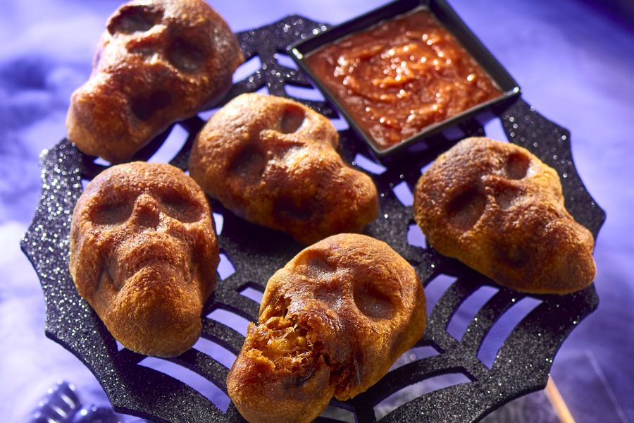 Spooky Halloween Cheesy Skulls