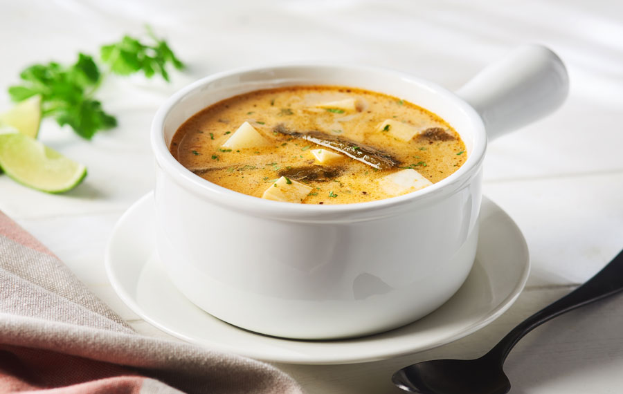 Caldo de Papa con dos Quesos